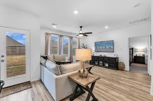 4242 Sterling Vw Blvd, Baytown, TX 77521 - Photo 9