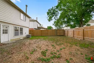 16318 N Glade Dr, Houston, TX 77073 - Photo 31