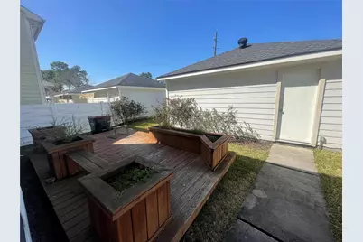 10206 Farrell Drive, Houston, TX 77070 - Photo 17