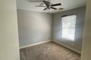 10206 Farrell Dr, Houston, TX 77070 - Photo 5
