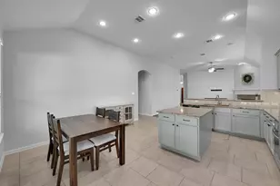 31851 Chapel Rock Ln, Spring, TX 77386 - Photo 17