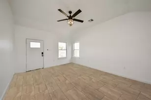 450 Rd 5512, Cleveland, TX 77327 - Photo 9