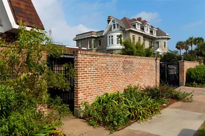 1726 Broadway #B12, Galveston, TX 77550 - Photo 1