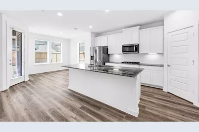 4013 Green Anjou, Pearland, TX 77581 - Photo 3