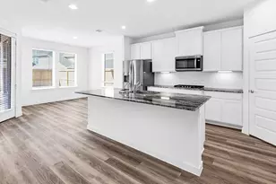 4013 Green Anjou, Pearland, TX 77581 - Photo 3