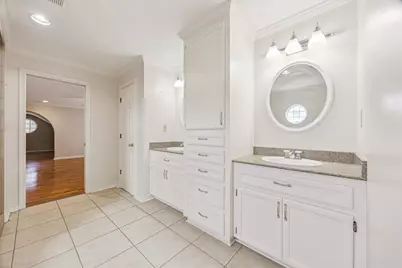 5659 Lymbar Drive, Houston, TX 77096 - Photo 17