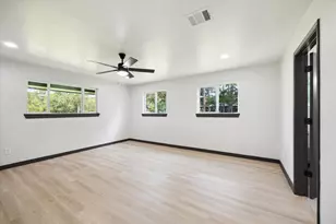 13812 S Goodyear Rd, Old River-Winfree, TX 77535 - Photo 5