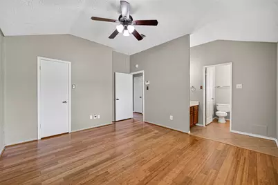 14002 Kathi Lynn Lane, Sugar Land, TX 77498 - Photo 17