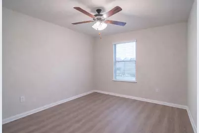 5296 Latigo Court, Alvin, TX 77511 - Photo 21