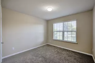 1830 Crystal Waters Dr, Rosharon, TX 77583 - Photo 7