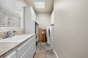 601 Country Club Ct, Ledbetter, TX 78946 - Photo 13