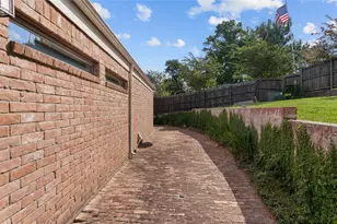 1617 Greenbriar Dr, Huntsville, TX 77340 - Photo 29