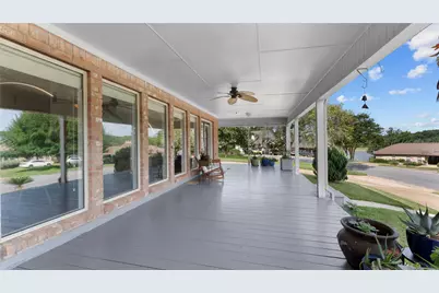 1617 Green Briar Drive, Huntsville, TX 77340 - Photo 23