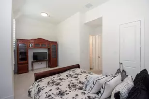 6811 Mirabeau Ln, Katy, TX 77493 - Photo 5