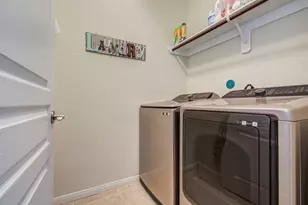 13409 Clayton Lake Ln, Houston, TX 77044 - Photo 11