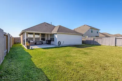 732 Scenic Lake Drive, La Marque, TX 77568 - Photo 27