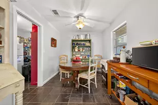 5326 Redstart St, Houston, TX 77096 - Photo 7