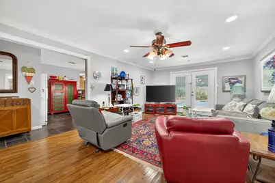 5326 Redstart Street, Houston, TX 77096 - Photo 11
