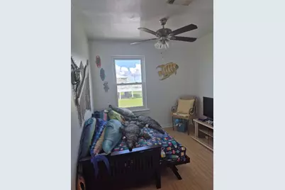 953 Sea Breeze, Crystal Beach, TX 77650 - Photo 15