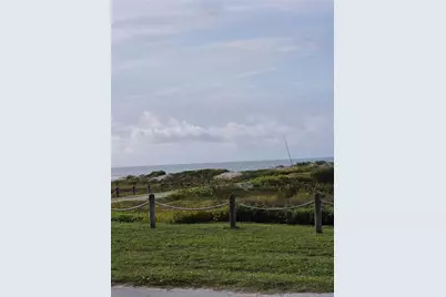 953 Sea Breeze, Crystal Beach, TX 77650 - Photo 29
