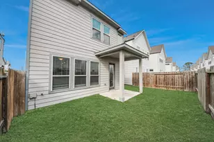 4423 Santorini Ln, Houston, TX 77045 - Photo 7