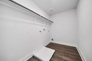 4423 Santorini Ln, Houston, TX 77045 - Photo 25