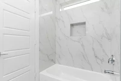 4720 Thornton Views  Rd, Houston, TX 77018 - Photo 7