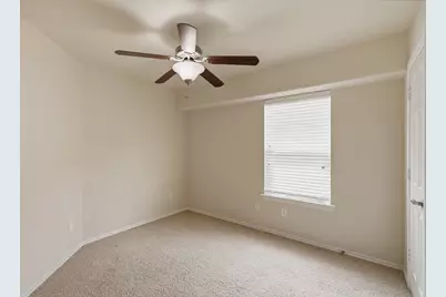 267 Bloomhill Place, The Woodlands, TX 77354 - Photo 17