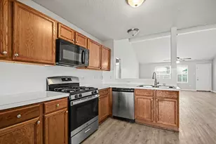 10807 Cayman Mist Dr, Houston, TX 77075 - Photo 7