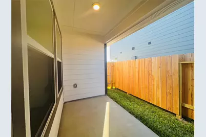 16811 N Marie Village Drive, Conroe, TX 77306 - Photo 17