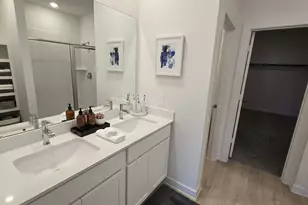 30635 Windermere Peaks Ln, Fulshear, TX 77441 - Photo 9