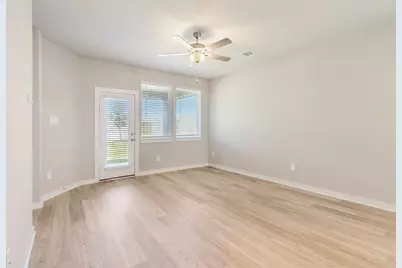 29211 Farmhouse Estates Drive, Waller, TX 77484 - Photo 11