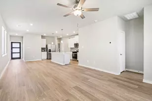 29211 Farmhouse Ests Dr, Waller, TX 77484 - Photo 3