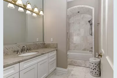 13882 Longwood Drive, Willis, TX 77318 - Photo 11
