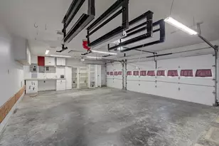 3002 Shadowdale Dr, Houston, TX 77043 - Photo 39