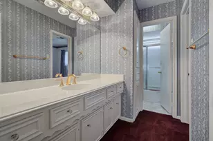 3002 Shadowdale Dr, Houston, TX 77043 - Photo 29