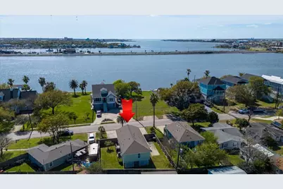 1618 Bayou Shore Drive, Galveston, TX 77551 - Photo 3