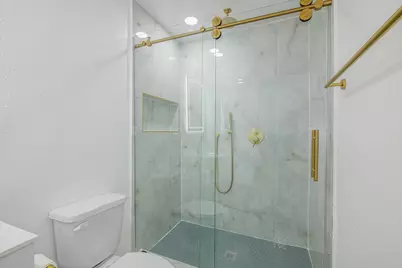 2922 Knotty Oaks Trail, Houston, TX 77045 - Photo 21