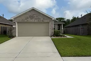 1174 Filly Crk Dr, Alvin, TX 77511 - Photo 1