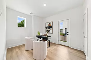 1648 W Tidwell Rd, Houston, TX 77091 - Photo 9