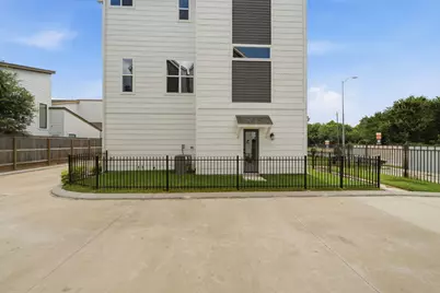 1648 W Tidwell Road, Houston, TX 77091 - Photo 3