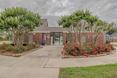 2110 Barrington Pointe Drive, League City, TX 77573 - Photo 31