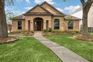 2110 Barrington Pointe Dr, League City, TX 77573 - Photo 1