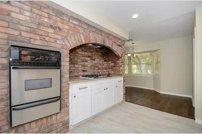 5843 S Braeswood Boulevard, Houston, TX 77096 - Photo 25