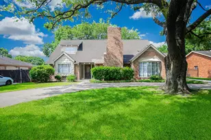 5843 S Braeswood Blvd, Houston, TX 77096 - Photo 5