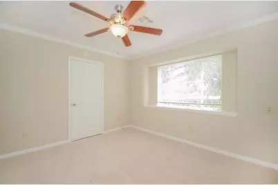 5843 S Braeswood Boulevard, Houston, TX 77096 - Photo 31