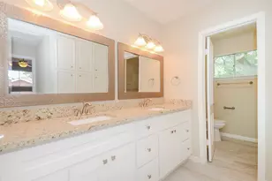 5843 S Braeswood Blvd, Houston, TX 77096 - Photo 35