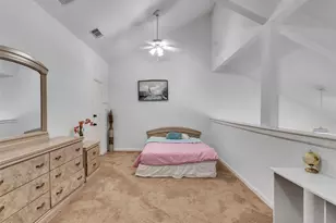 174 April Point Dr S, Conroe, TX 77356 - Photo 7