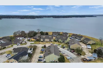 174 April Point Drive S, Conroe, TX 77356 - Photo 33