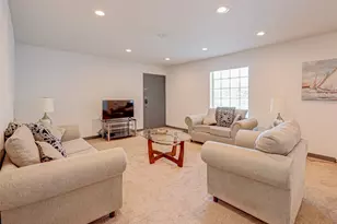 5863 Inwood Dr, Houston, TX 77057 - Photo 5